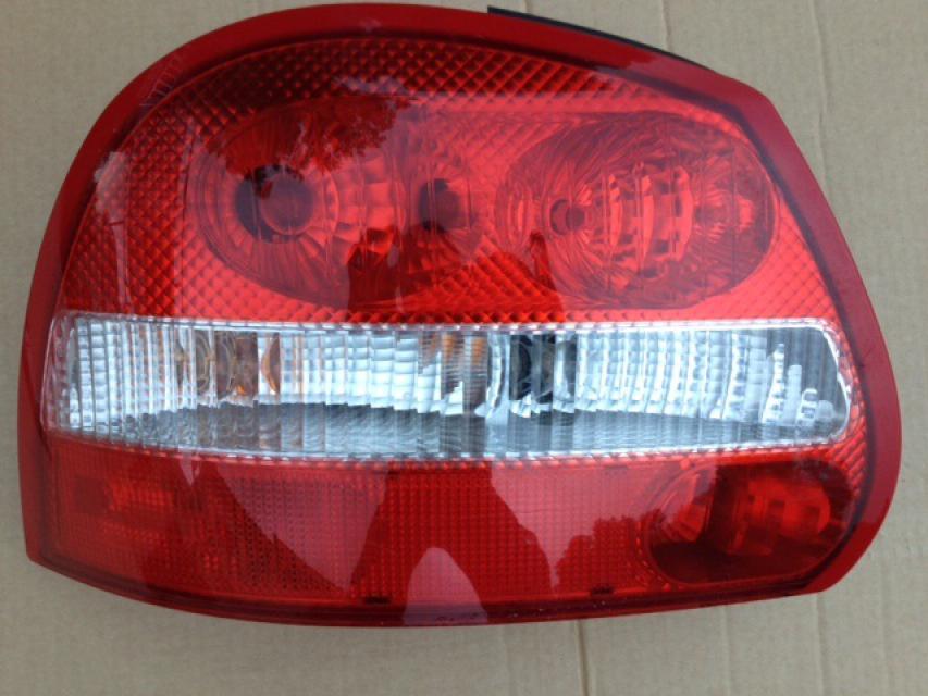 JAGUAR X-TYPE X Type Estate 2004-2009  Rearlamp left or right Lightning